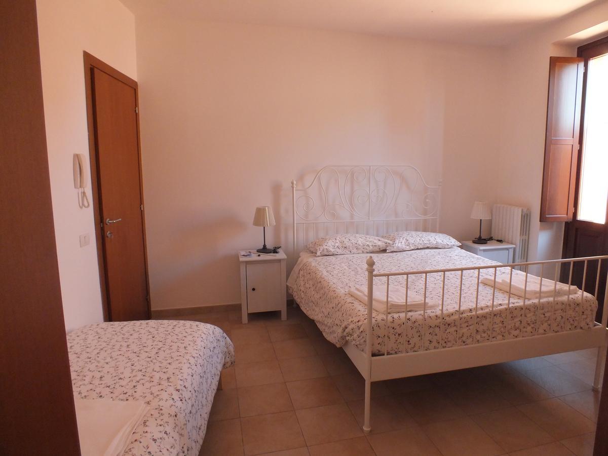 Il Torrione Bed and Breakfast Iesi Εξωτερικό φωτογραφία