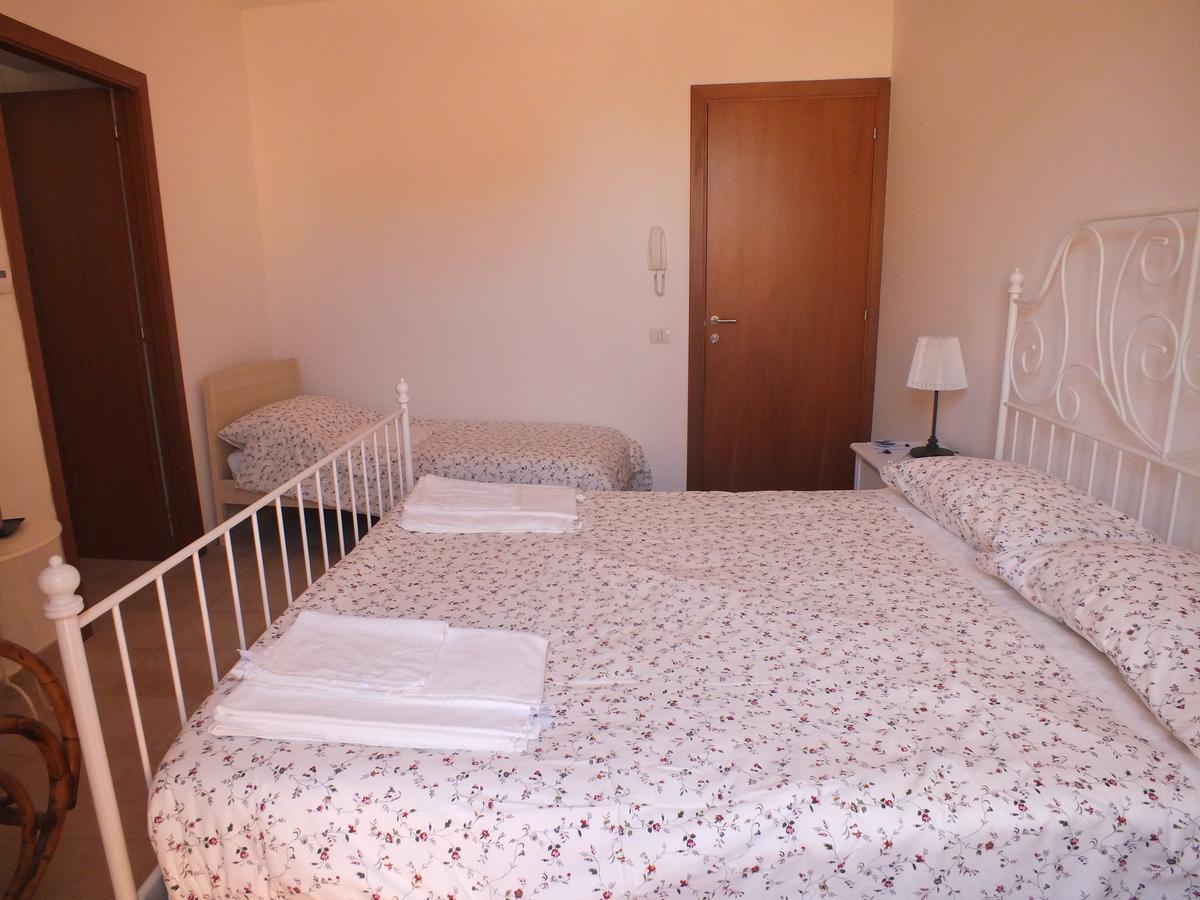 Il Torrione Bed and Breakfast Iesi Εξωτερικό φωτογραφία